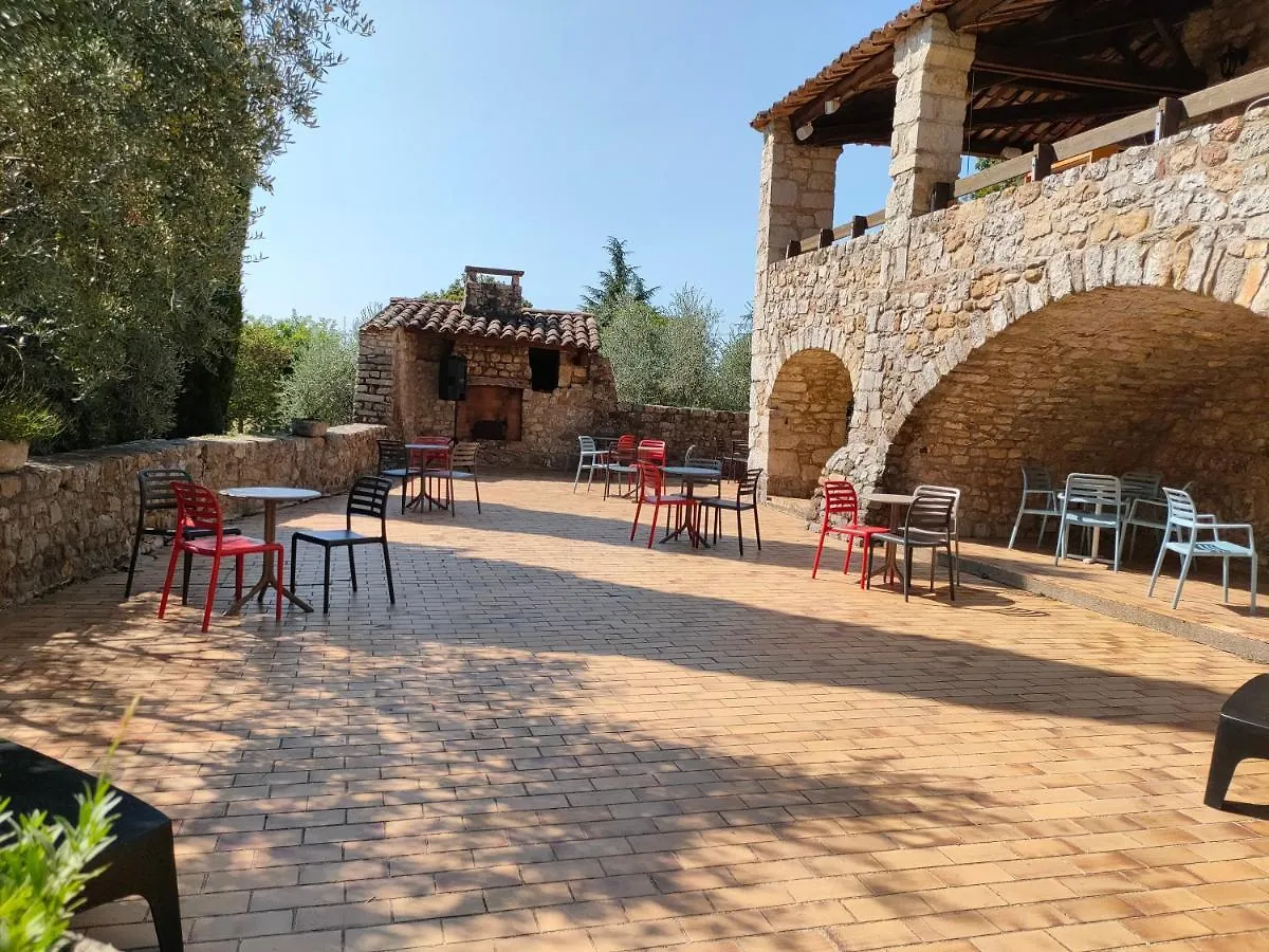 Vakantiepark Residence Vacances Bleues Lou Castel Berrias-et-Casteljau